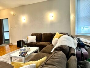 21 Westbourne Terrace in Brookline, MA - Foto de edificio - Building Photo