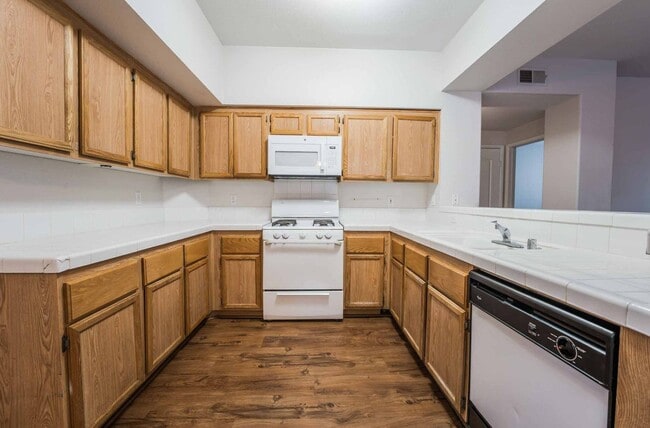 7717 Himalayas Ave in Las Vegas, NV - Building Photo - Building Photo