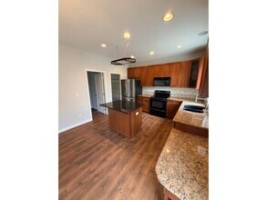 10552 Vaughn Ct in Commerce City, CO - Building Photo - Building Photo