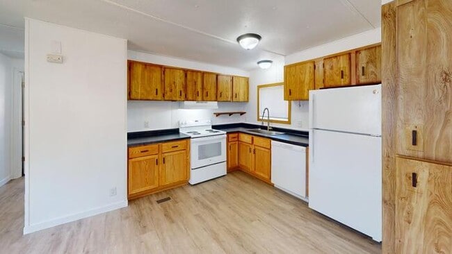 107 W Antelope St in Mandan, ND - Building Photo - Building Photo