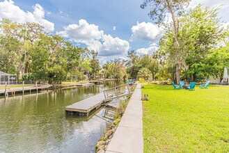 3713 N Suwanee Pt in Crystal River, FL - Building Photo - Building Photo