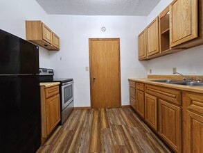 819 4th Ave W, Unit 1 in Spencer, IA - Building Photo - Building Photo