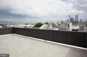 2007 Cambridge St in Philadelphia, PA - Building Photo - Building Photo