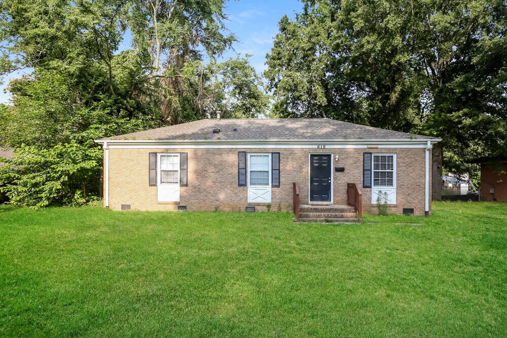 619 Kentbrook Dr in Charlotte, NC - Building Photo