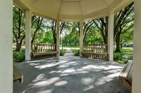 7715 Springville Dr photo'