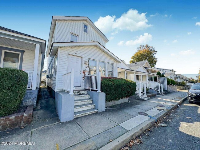 92 Poplar Ave in Deal, NJ - Building Photo - Building Photo