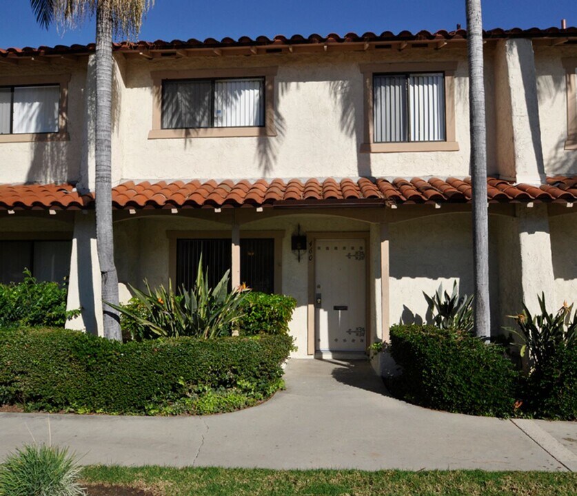 460 Via De Leon in Placentia, CA - Building Photo