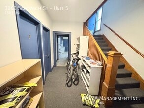 3060 Sandwich St. in Windsor, ON - Building Photo - Building Photo