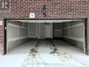 5 Victor Metcalf Ln in Richmond Hill, ON - Building Photo - Building Photo