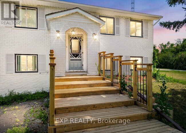 150 Bayview Dr in Greater Napanee, ON - Building Photo - Building Photo