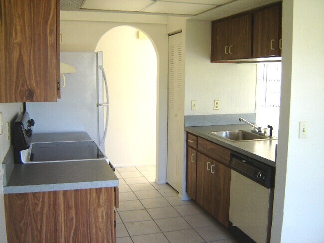 2251 SE Rainier Rd in Port St. Lucie, FL - Building Photo - Building Photo