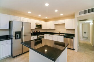 21824 Torrence Chapel Rd in Cornelius, NC - Building Photo - Building Photo