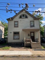 948 Greenwood Ave in Ann Arbor, MI - Building Photo