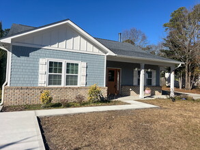 621 Hadley Ct in Wilmington, NC - Foto de edificio - Building Photo