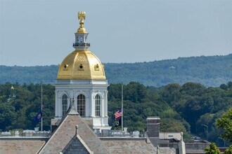 77 -79 Centre St, Unit 5 in Concord, NH - Foto de edificio - Building Photo