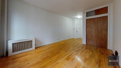 335 E 92nd St in New York, NY - Building Photo - Building Photo