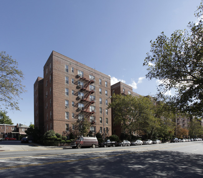 2675 Ocean Ave in Brooklyn, NY - Building Photo - Building Photo