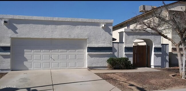 19814 N 48th Ln in Glendale, AZ - Foto de edificio - Building Photo