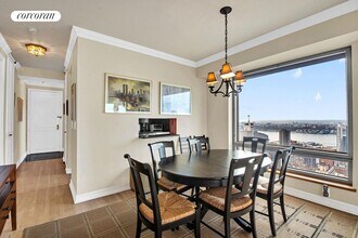 301 W 57th St in New York, NY - Building Photo - Building Photo