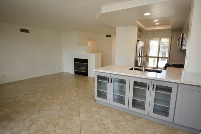 57 Rabano in Rancho Santa Margarita, CA - Building Photo - Building Photo