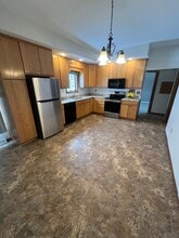 2397 N Roosevelt St in Aberdeen, SD - Building Photo - Building Photo