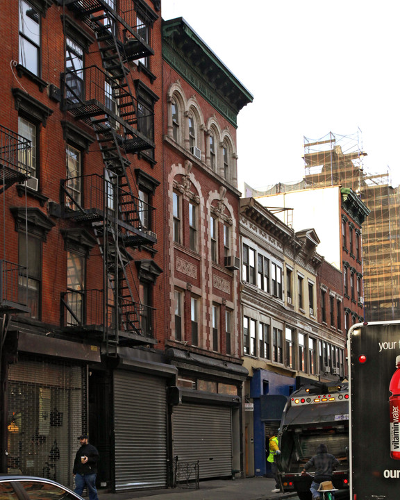 155 Rivington St in New York, NY - Building Photo