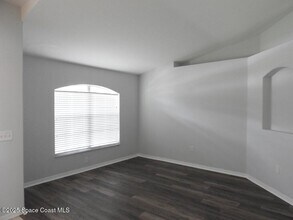 1535 Heartwellville St NW in Palm Bay, FL - Foto de edificio - Building Photo