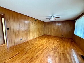 407 Taylor St in Paragould, AR - Building Photo - Building Photo