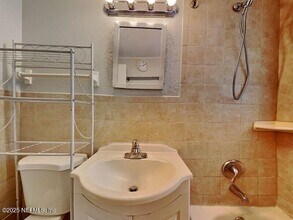 6037 George Wood Ln E in Jacksonville, FL - Building Photo - Building Photo