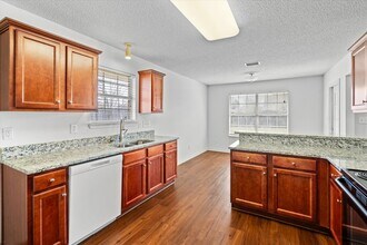 9704 Chariot Ave in Fairhope, AL - Building Photo - Building Photo