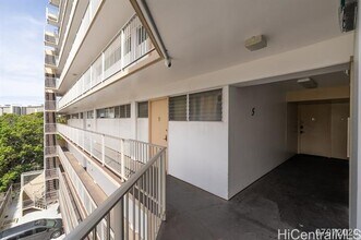 419 Keoniana St in Honolulu, HI - Building Photo - Building Photo