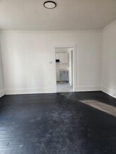 2210 Green St in Harrisburg, PA - Building Photo - Building Photo