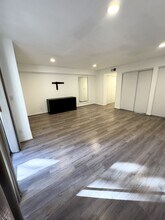 2700 Cahuenga Blvd in Los Angeles, CA - Building Photo - Building Photo
