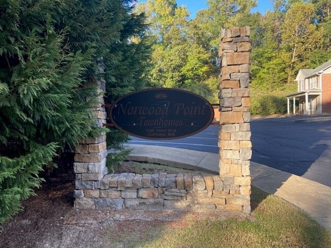 1141 College Hill Rd in Oxford, MS - Building Photo - Building Photo