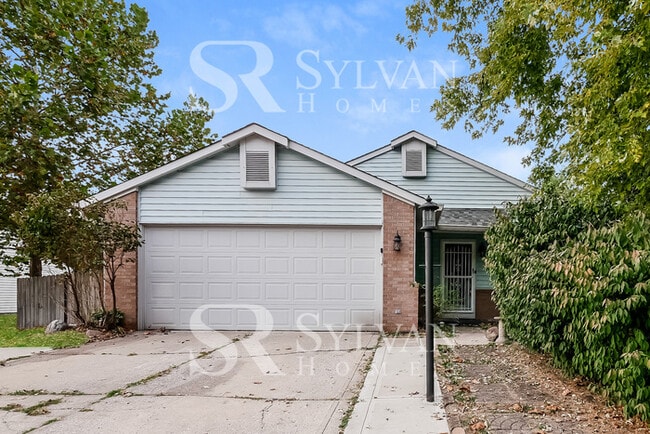 4212 Stone Mill Dr in Indianapolis, IN - Building Photo - Building Photo