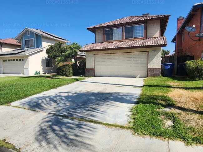 8116 Woodside St in Bakersfield, CA - Building Photo - Building Photo