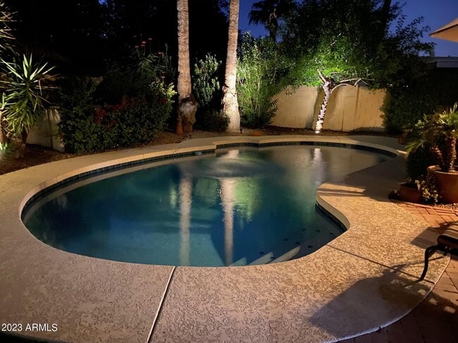 8425 E Vía Ruidosa in Scottsdale, AZ - Building Photo - Building Photo