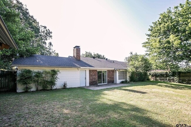 3411 S Cameron Ave in Tyler, TX - Building Photo - Building Photo