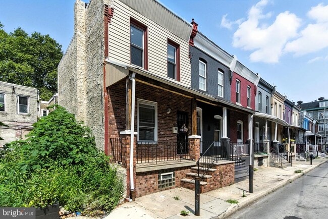 property at 144 N Dearborn St