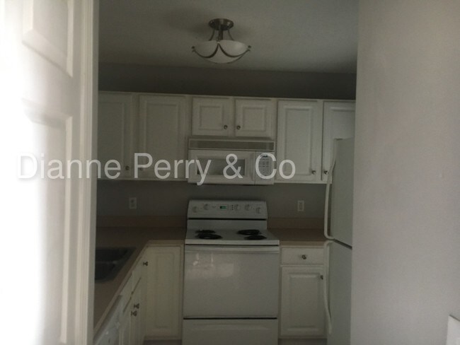 4609 McClelland Dr-Unit -Unit D-103 in Wilmington, NC - Foto de edificio - Building Photo