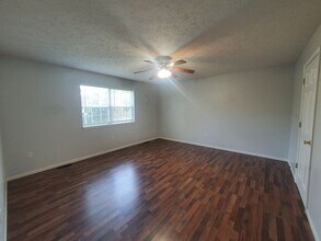 21325 Sally Rd in Waynesville, MO - Building Photo - Building Photo