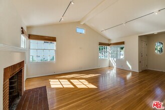 1616 Ashland Ave in Santa Monica, CA - Building Photo - Building Photo