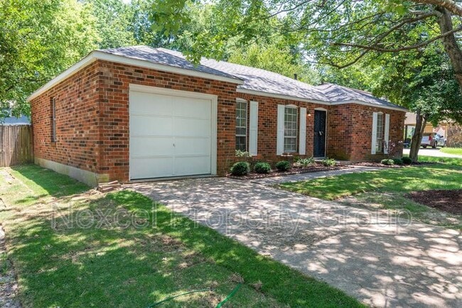 4262 Sunnyslope Dr in Memphis, TN - Building Photo - Building Photo