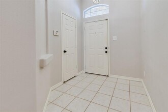 12110 English Brook Cir in Humble, TX - Building Photo - Building Photo