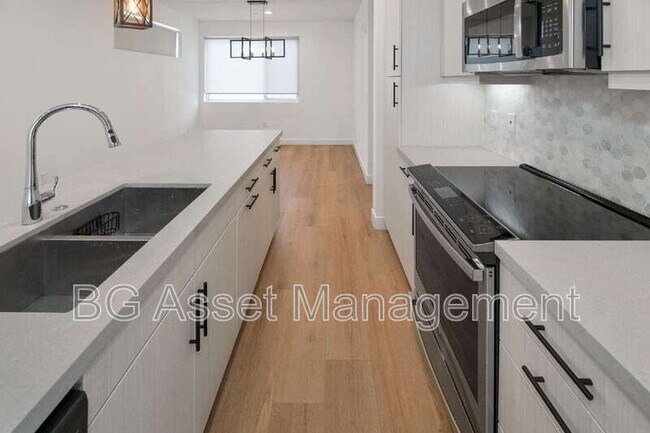 3909 Wattling St in Oakland, CA - Building Photo - Building Photo