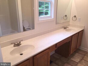 160 Tabasco Ln in Hedgesville, WV - Building Photo - Building Photo