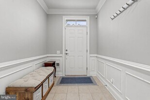 9618 Stockwell Ln in Fairfax, VA - Building Photo