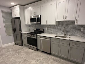 133 Sherman Pl in Jersey City, NJ - Building Photo - Building Photo