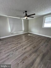 1113 E Hunting Park Ave in Philadelphia, PA - Building Photo - Building Photo