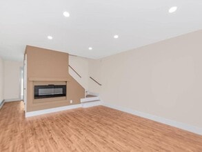 22 Betty Ct in Staten Island, NY - Building Photo - Building Photo